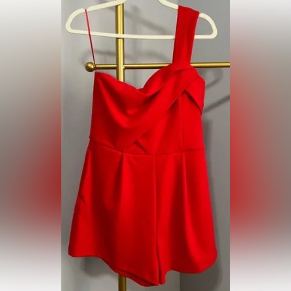 Red One-Shoulder Romper - Picture 3 of 3